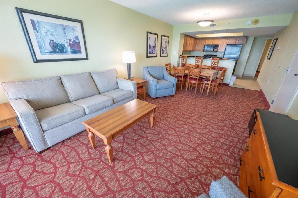 Direct View Centrally Located Oceanfront Boardwalk *