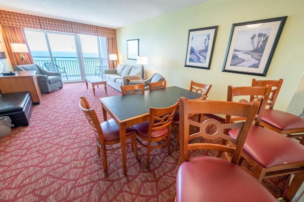 Direct View Centrally Located Oceanfront Boardwalk *
